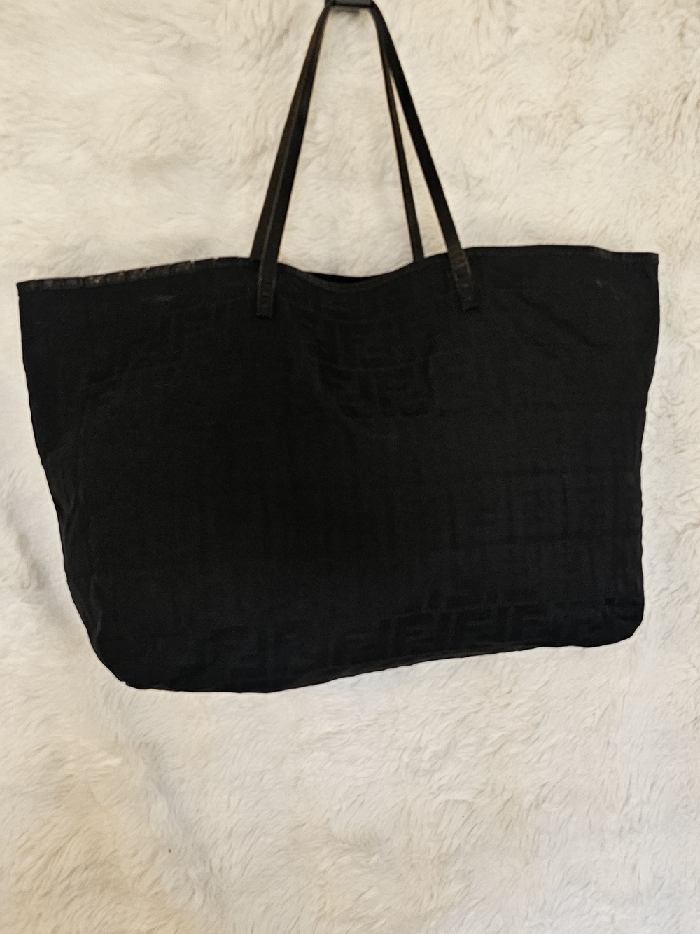 Fendi Black FF Logo Tote - Picture 4 of 15